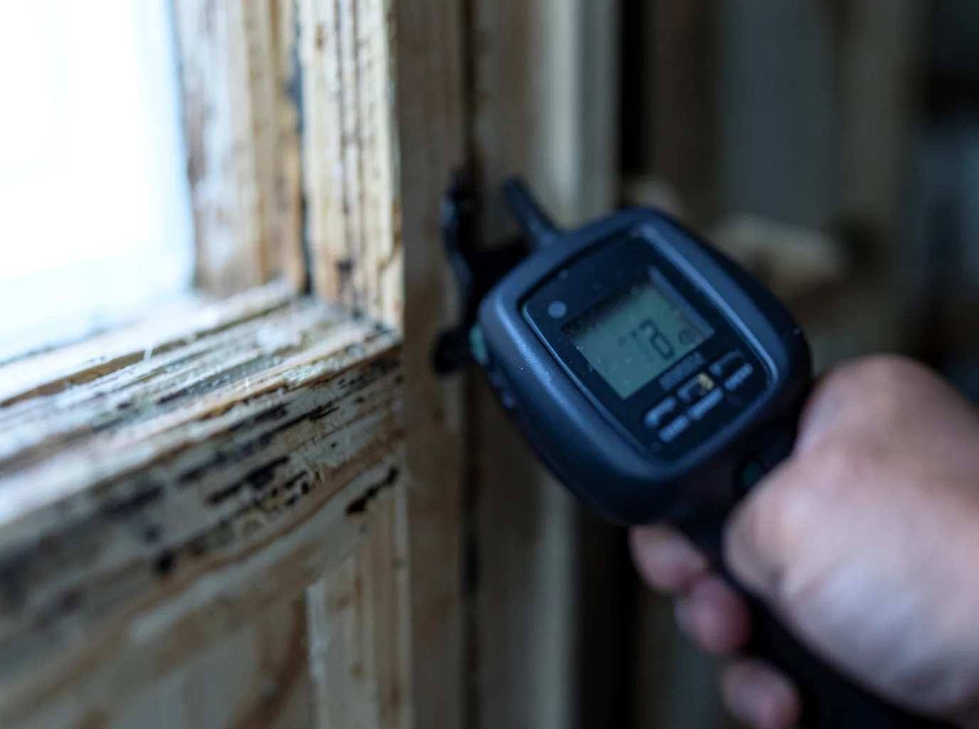 Ceiling Water Damage Repair in Alma, MO